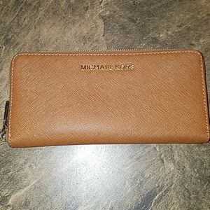 Michael Kors wallet